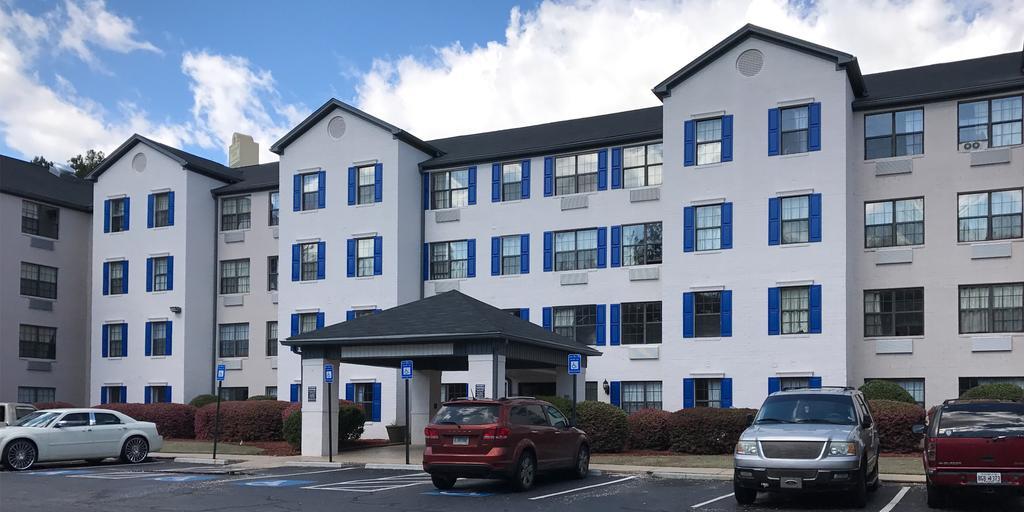 קנסואו Intown Suites Extended Stay Marietta Ga - Town Center מראה חיצוני תמונה